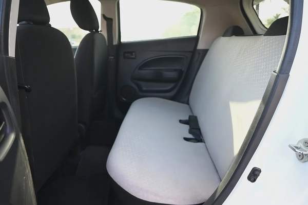 BEST OFFER - GCC - MITSUBISHI MIRAGE GLX 2014 - LOW MILEAGE