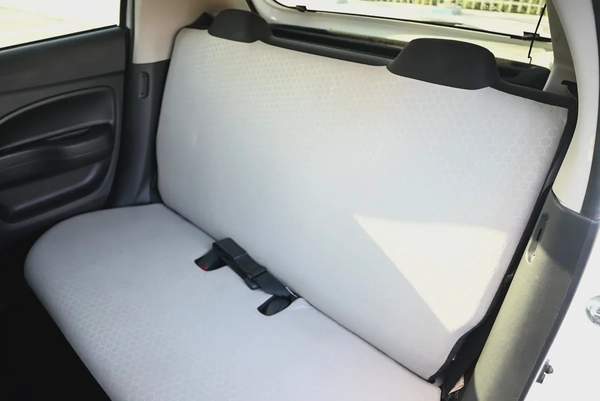 BEST OFFER - GCC - MITSUBISHI MIRAGE GLX 2014 - LOW MILEAGE