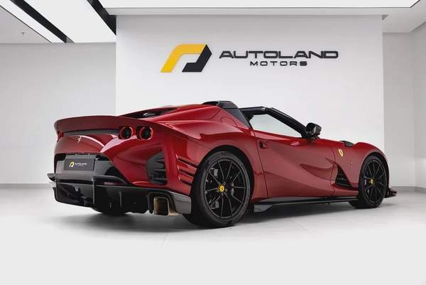 2024 FERRARI 812 COMPETIZIONE APERTA