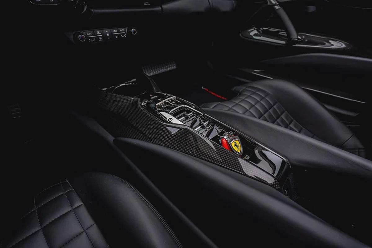 2024 FERRARI 812 COMPETIZIONE APERTA-9-9