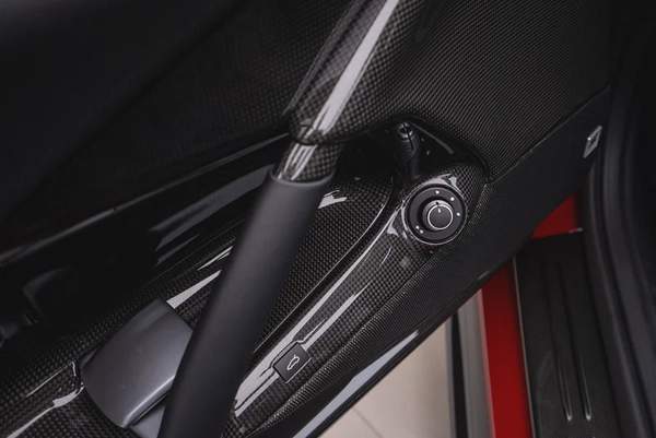 2024 FERRARI 812 COMPETIZIONE APERTA