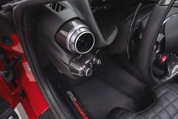 2024 FERRARI 812 COMPETIZIONE APERTA