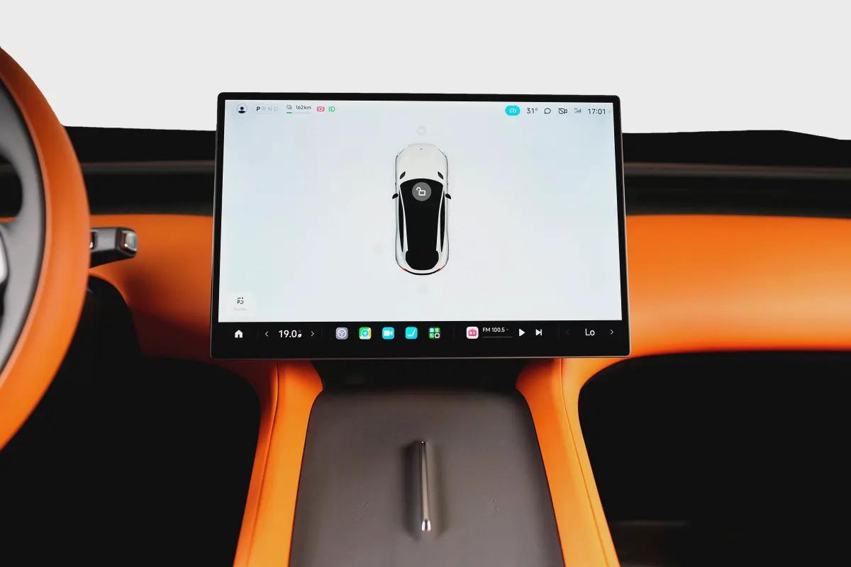 Xiaomi YU7 Max-Brand New-760 KM Range-Full Options-Fast Charging-12-12