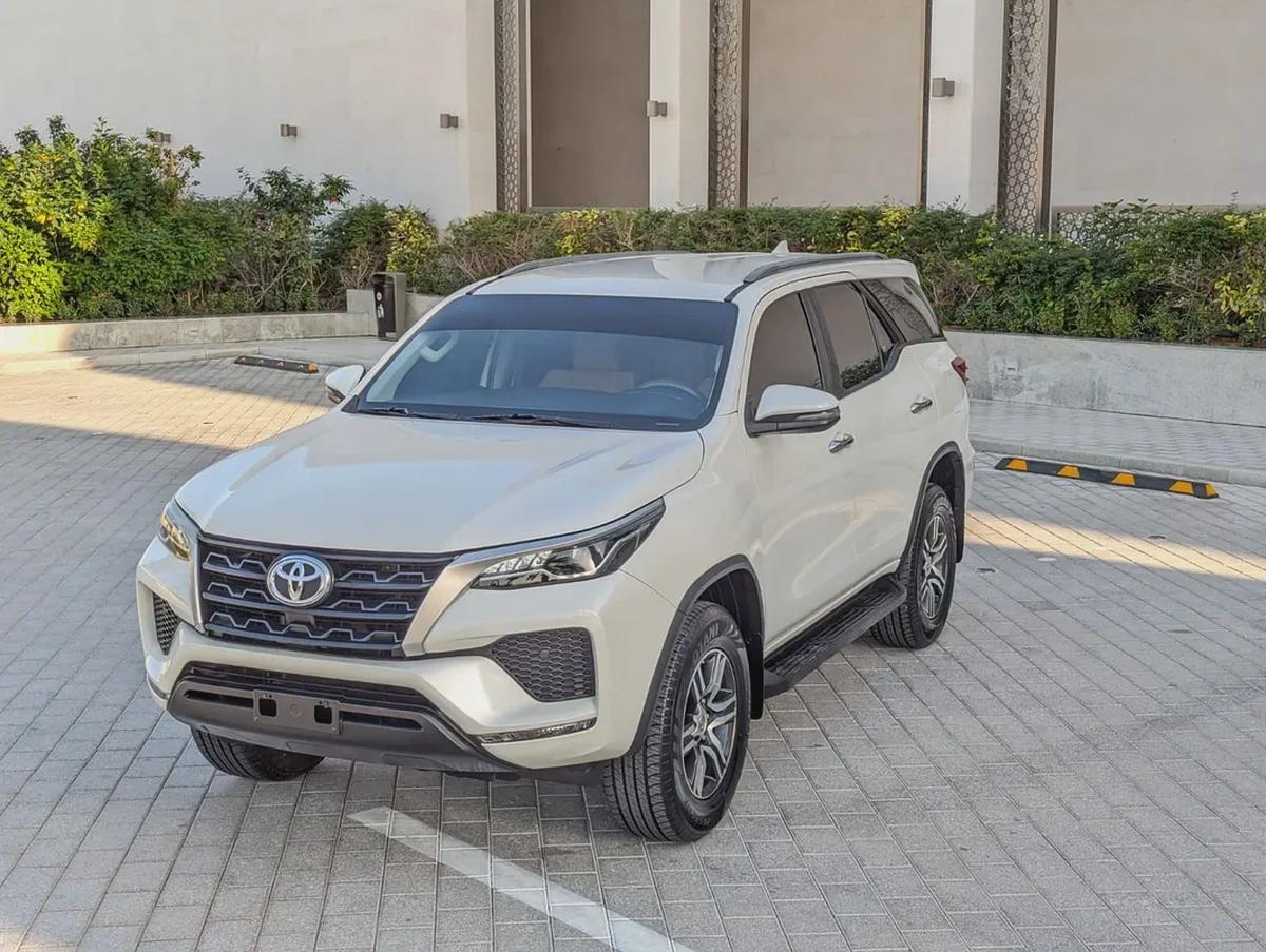 TOYOTA FORTUNER 2021 4X4 GCC V4 2.7L IN EXCELLENT CONDITION-1-1