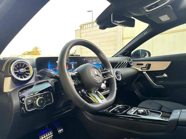 Mercedes Benz CLA 45s AMG FREE ACCIDENT UNDER WARRANTY VERY GOOD CONDITION