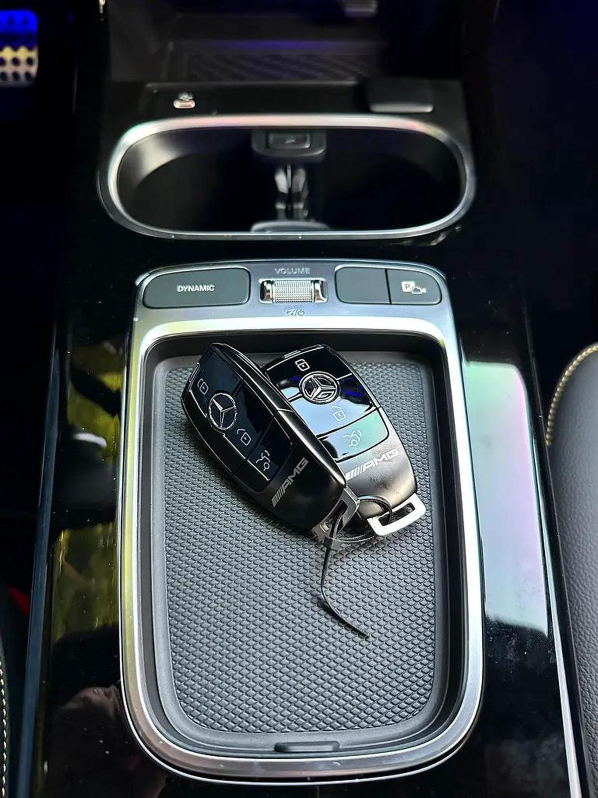 Mercedes Benz CLA 45s AMG FREE ACCIDENT UNDER WARRANTY VERY GOOD CONDITION-10-10