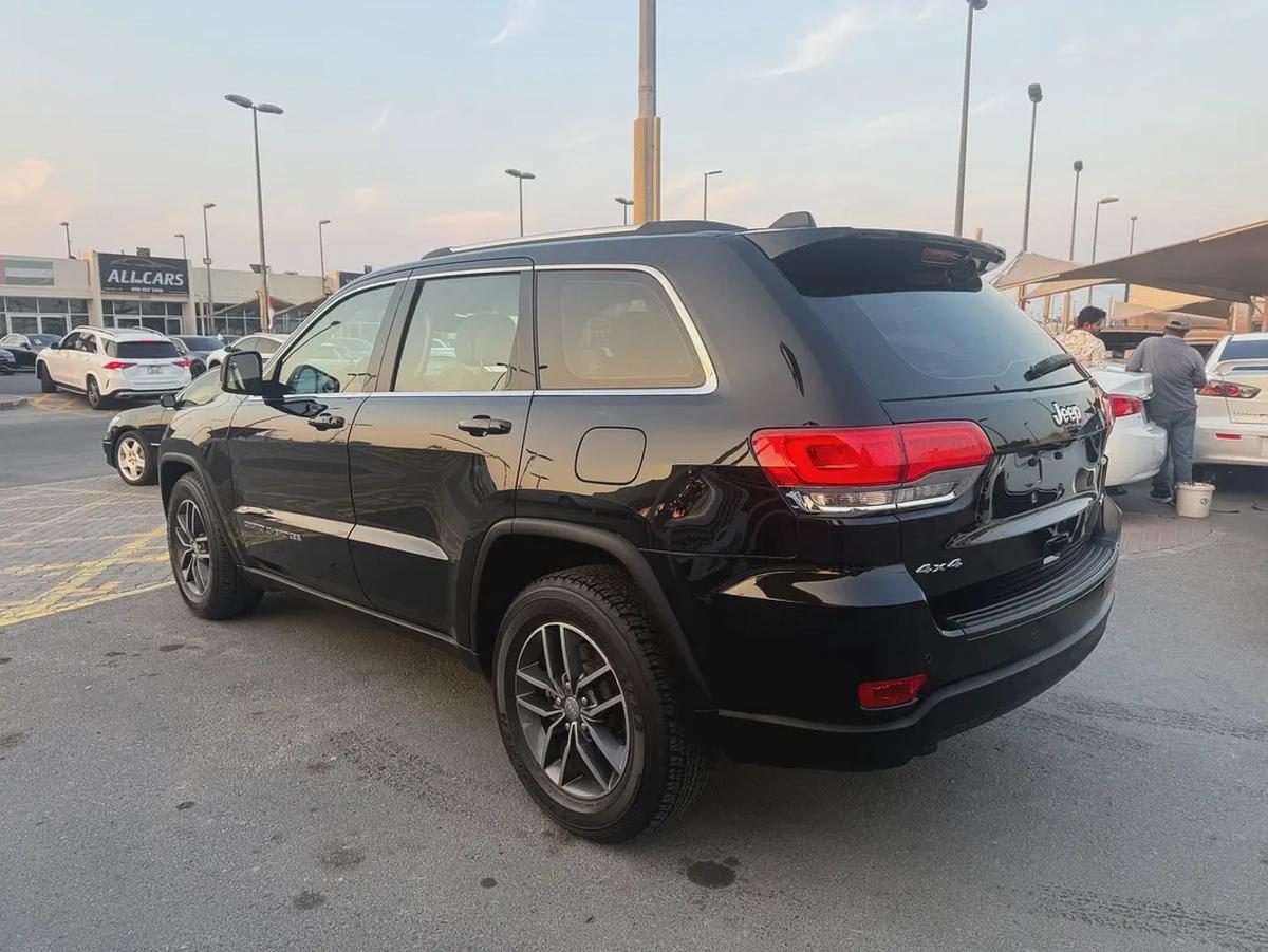 Jeep grand cherokee GCC full automatic excellent condition-3-3