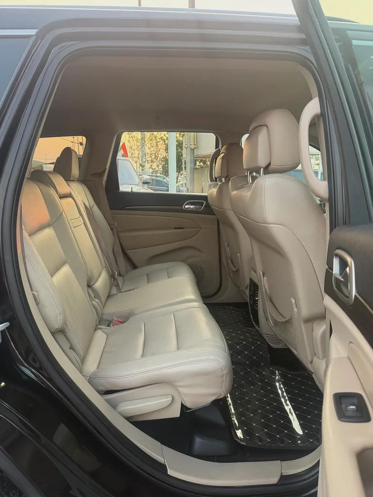 Jeep grand cherokee GCC full automatic excellent condition-9-9