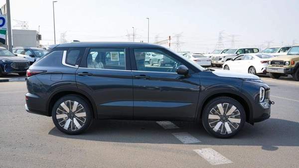 Mitsubishi Outlander Mitsubishi Outlander 2026 – High Line (G06) 2.5L – SUV – GCC Specs – Export Ready