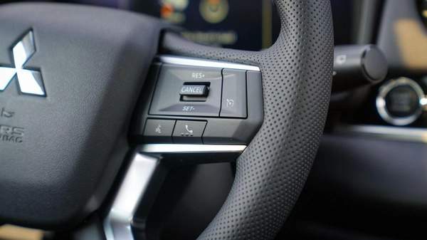 Mitsubishi Outlander Mitsubishi Outlander 2026 – High Line (G06) 2.5L – SUV – GCC Specs – Export Ready