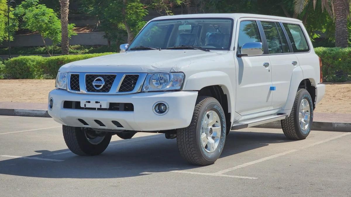 2024 Nissan Patrol GRX (White)-2-2