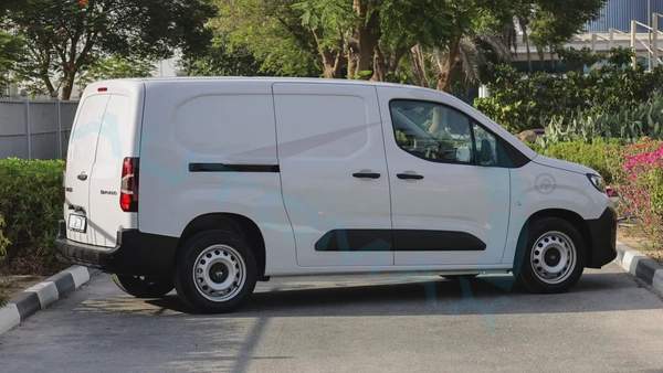( Only For Export ) 2026 CITROËN BERLINGO VAN L2 1.6T GCC BRAND NEW