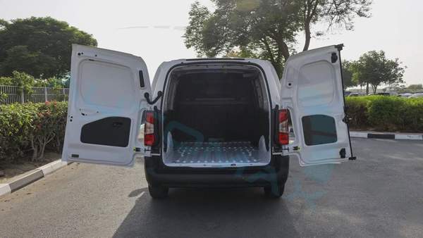 ( Only For Export ) 2026 CITROËN BERLINGO VAN L2 1.6T GCC BRAND NEW