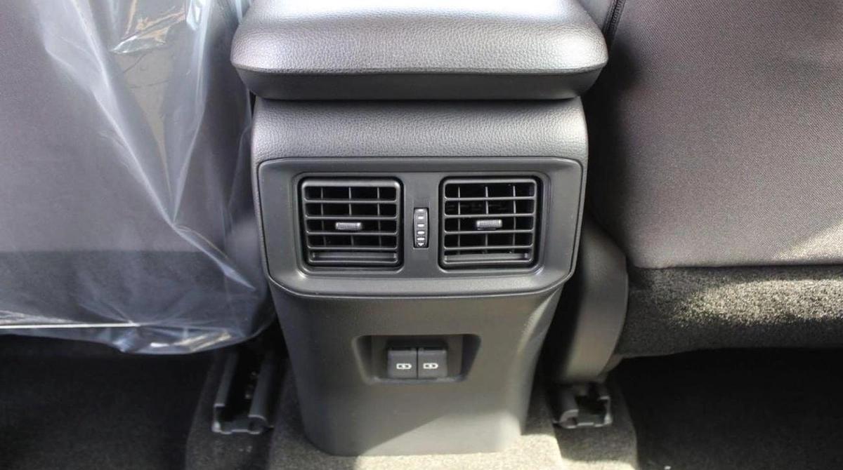 Toyota RAV4 RAV4 2.0L 2025-19-19