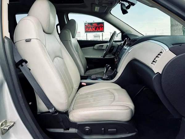 CHEVROLET TRAVERSE | 2009 | FULL OPTION | CLEAN CAR FRESH JAPAN IMPORT