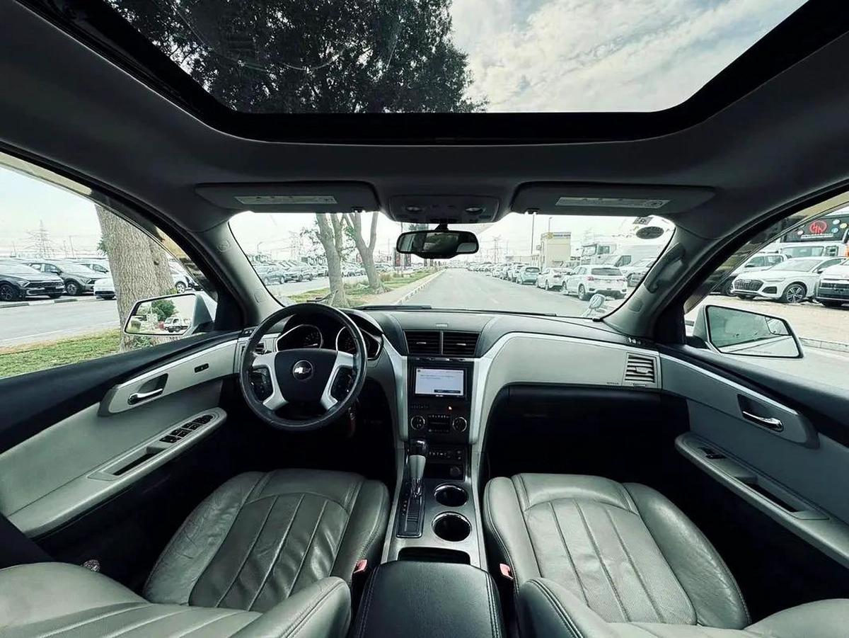 CHEVROLET TRAVERSE | 2009 | FULL OPTION | CLEAN CAR FRESH JAPAN IMPORT-10-10