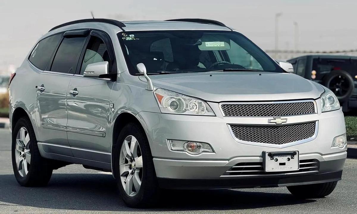 CHEVROLET TRAVERSE | 2009 | FULL OPTION | CLEAN CAR FRESH JAPAN IMPORT-12-12