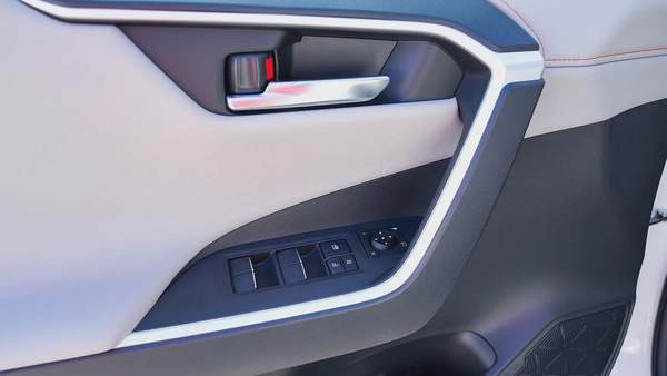 2025 Toyota Rav4 Adventure 2.5L AT Petrol With Radar AWD | QATAR Spec