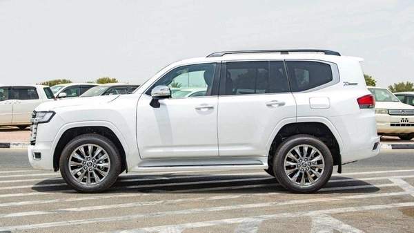 Toyota Land Cruiser LAND CRUISER VXR 3.3L TWIN TURBO PETROL 2025