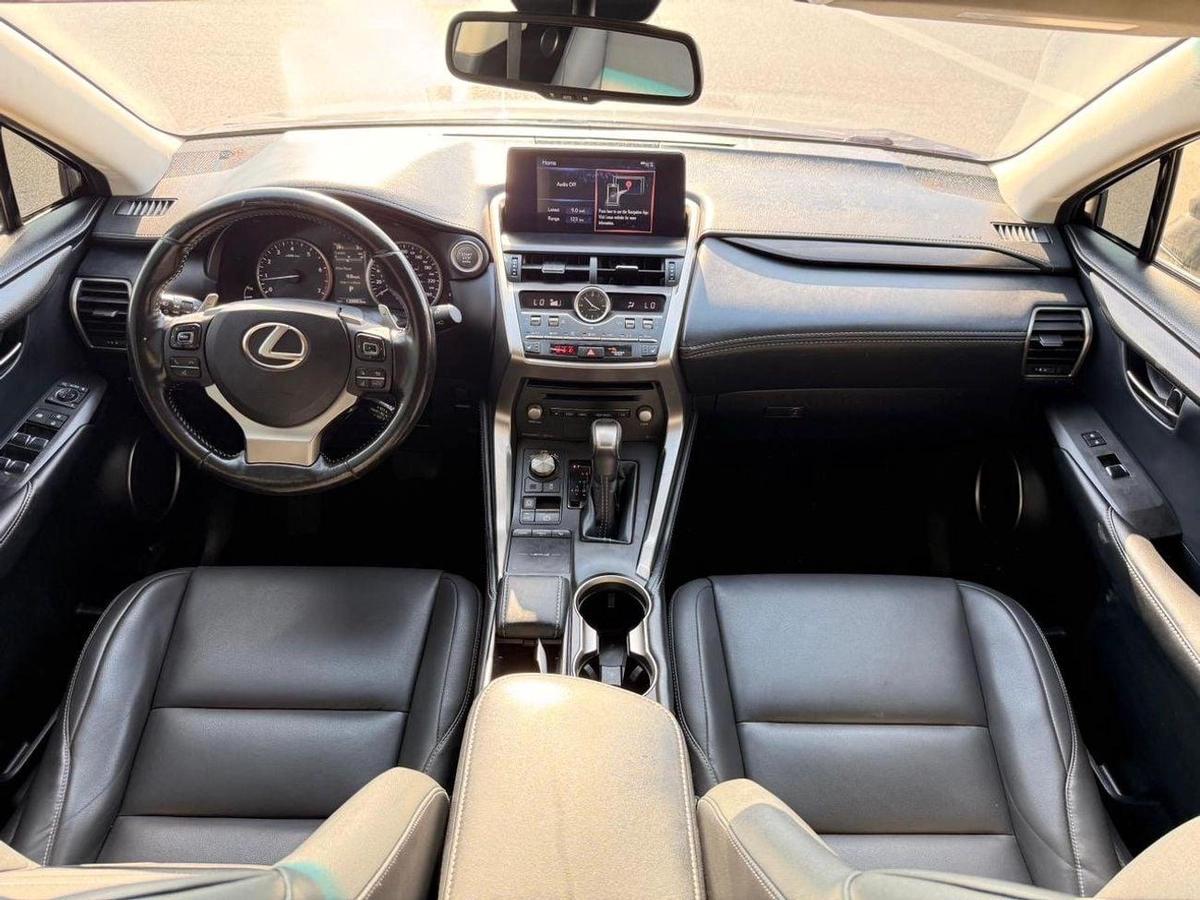 Lexus NX300 Lexus NX 4X4-6-6