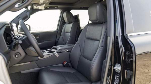 Toyota Land Cruiser TOYOTA LAND CRUISER LC300 VXR 3.5 2025