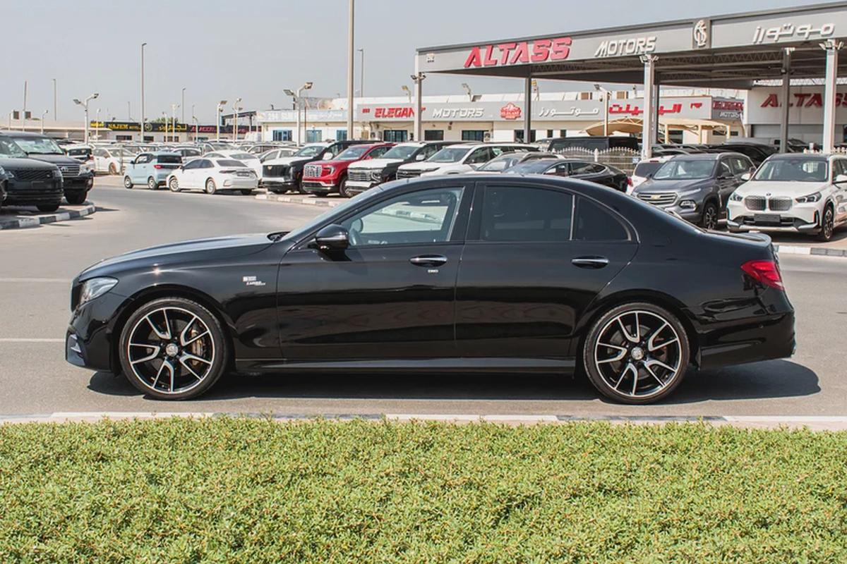 2019- BENZ E53 AMG /// - BRAND NEW CONDITION - ONLY 59,000 KM DONE-4-4