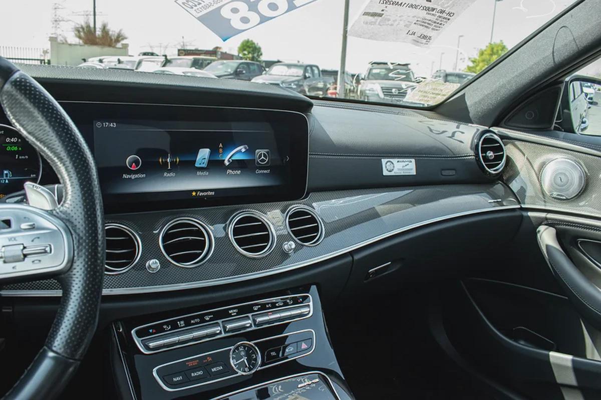 2019- BENZ E53 AMG /// - BRAND NEW CONDITION - ONLY 59,000 KM DONE-12-12