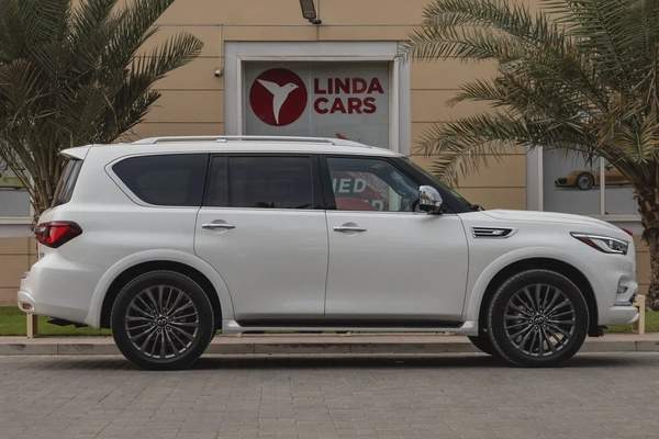 Infiniti QX80 2024