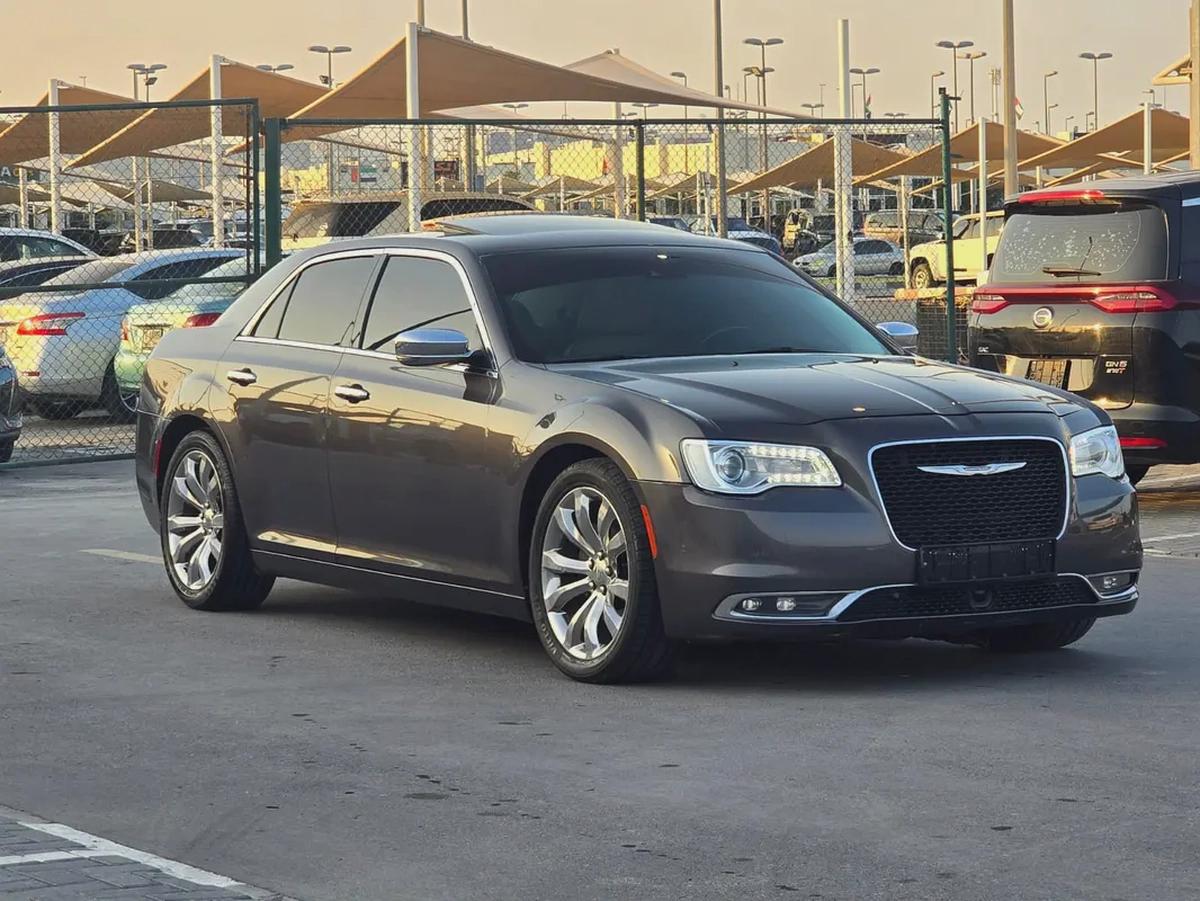 كرايسلر 300c مواصفات خليجية 2016 هيمي بحالة جيدة-1-1