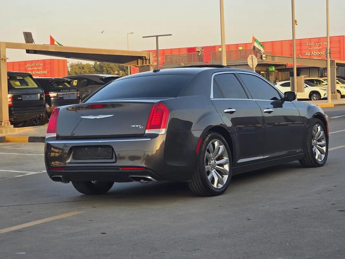كرايسلر 300c مواصفات خليجية 2016 هيمي بحالة جيدة-5-5