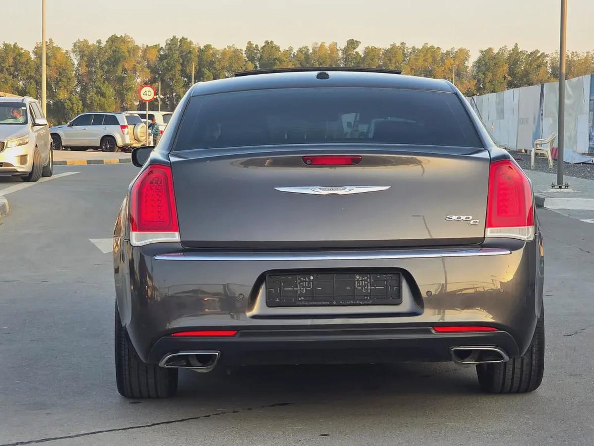 كرايسلر 300c مواصفات خليجية 2016 هيمي بحالة جيدة-6-6