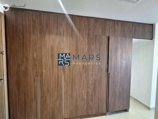 LIKE BRAND NEW STUDIO IN GATED COMMUNITY