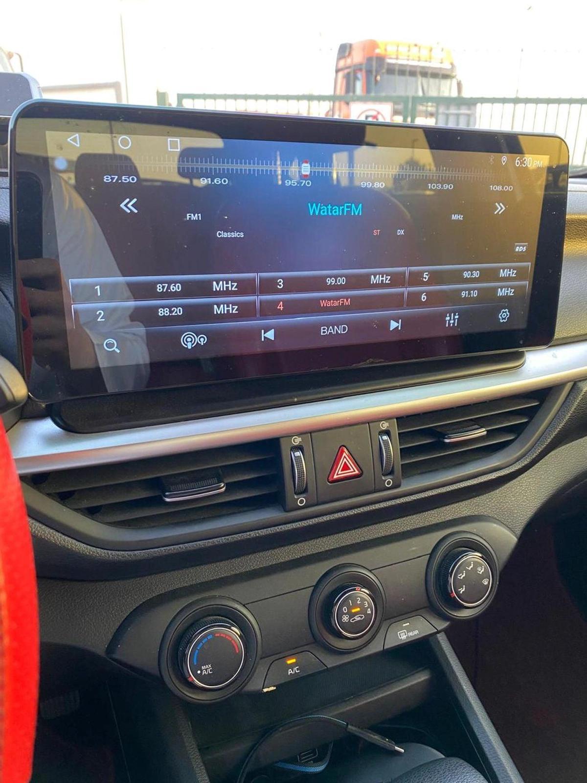 Kia Cerato Kia Cerato Hatchback 1.6-5-5