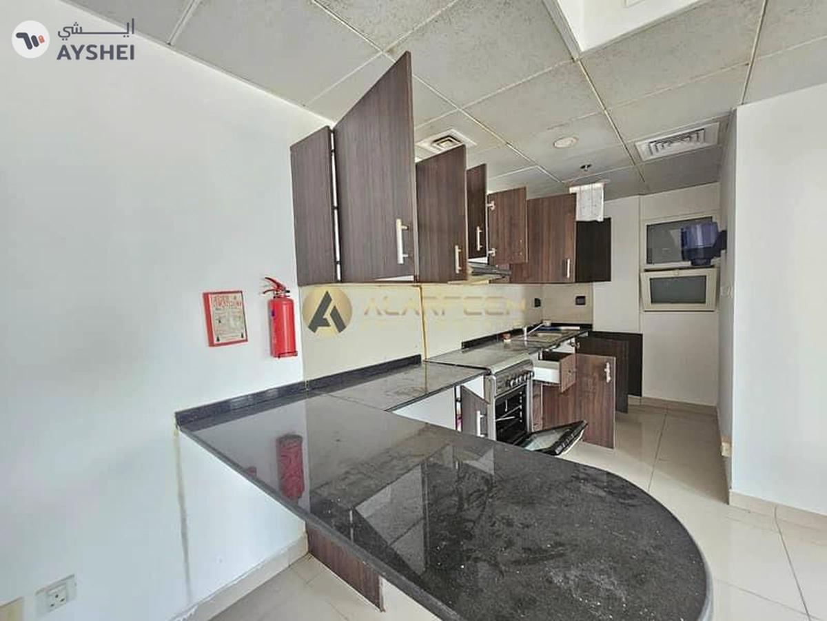 Grab This Modern 1BR | Community View | Prime Location-0-landscape