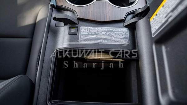 Toyota Land Cruiser TOYOTA LAND CRUISER LC300 VX 3.3D AT MY2024 – BLACK