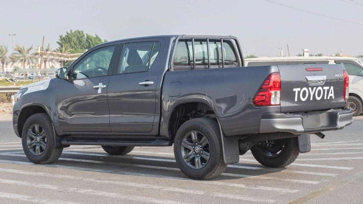 Toyota Hilux HILUX 2.4L AT DIESEL-7-7
