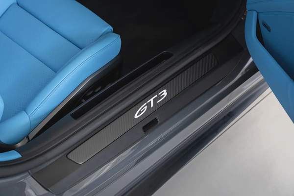 PORSCHE 911 GT3 TOURING | PCCB Ceramic Brakes | DEALER WARRANTY AVAILABLE | HIGH SPEC | 2026