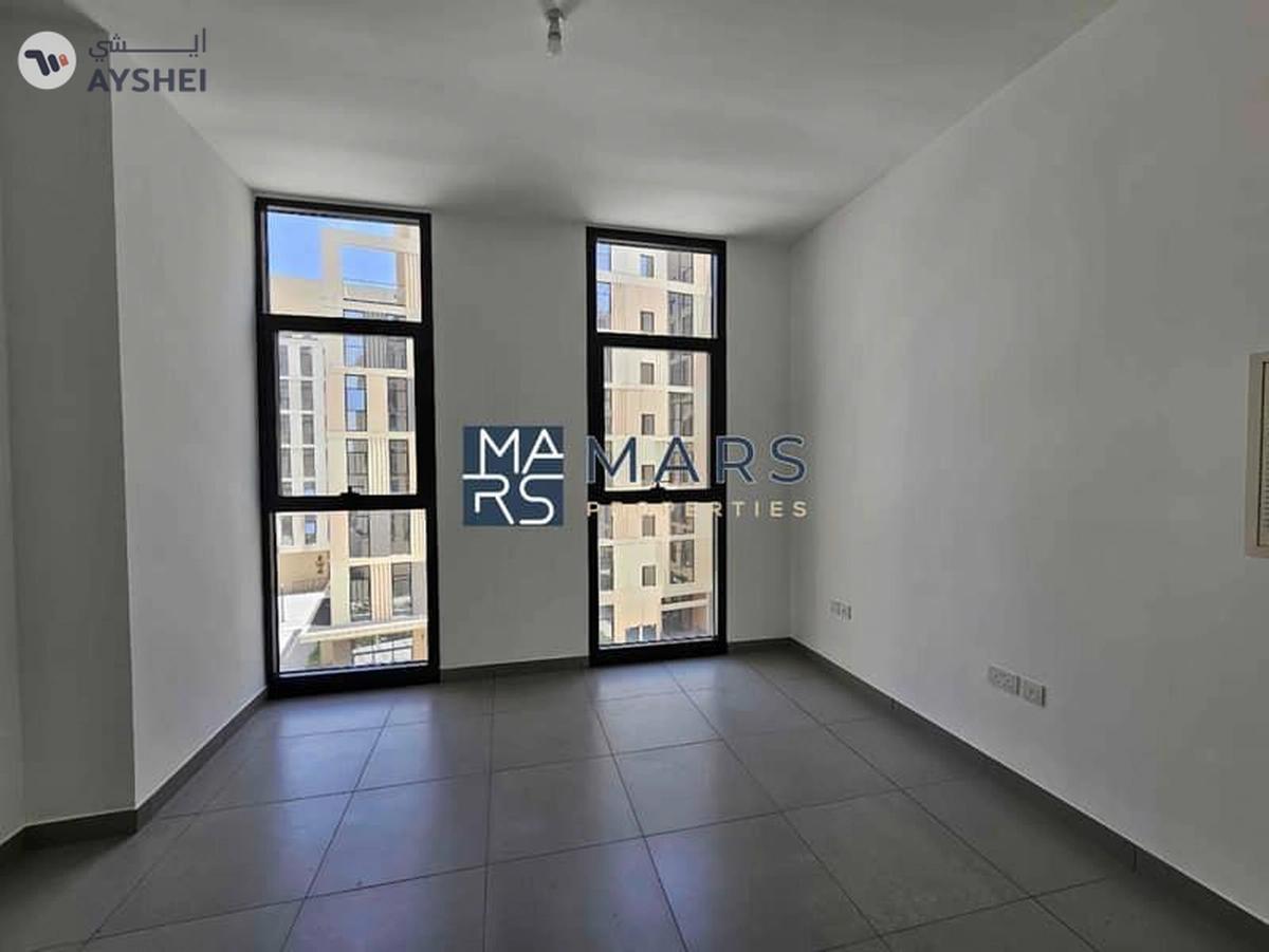 Bright & Modern | Premium location | Hot Deal-8-8