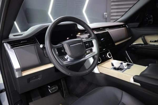 Land Rover Range Rover Vogue SV