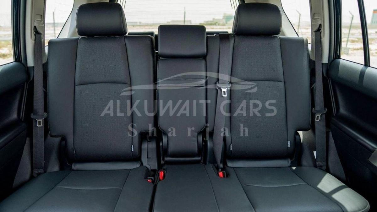 Toyota Prado TOYOTA PRADO VX 4.0P AT MY2023 – GREY-17-17