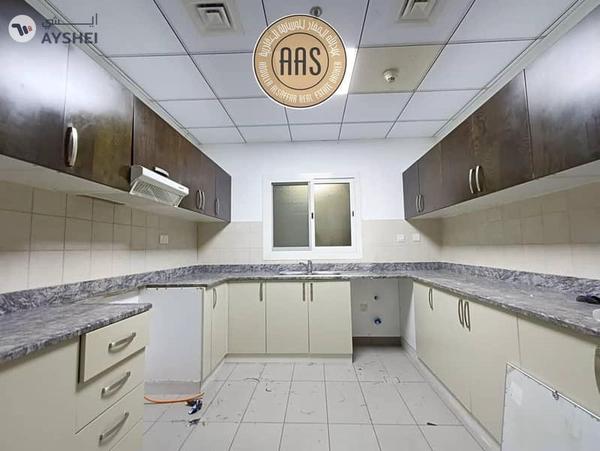 Chiller free huge luxurious both master room 2bhk with all facilities