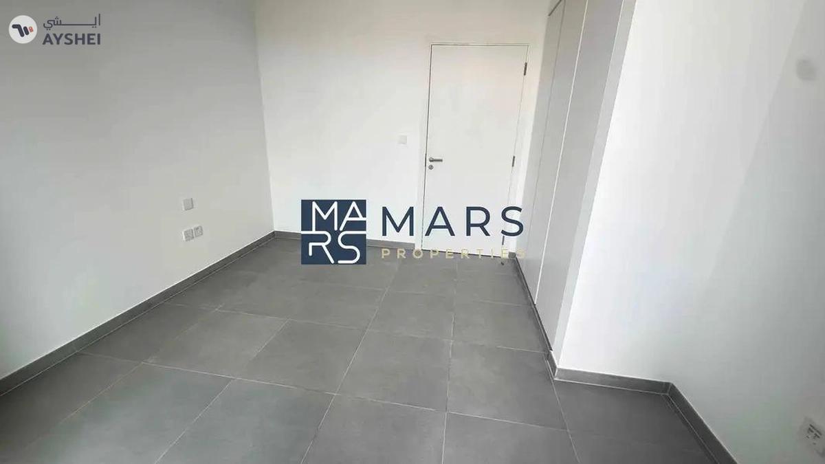 Brand new two bedroom apartment available for rent in tiraz Aljada for 85000 AED yearly-9-9