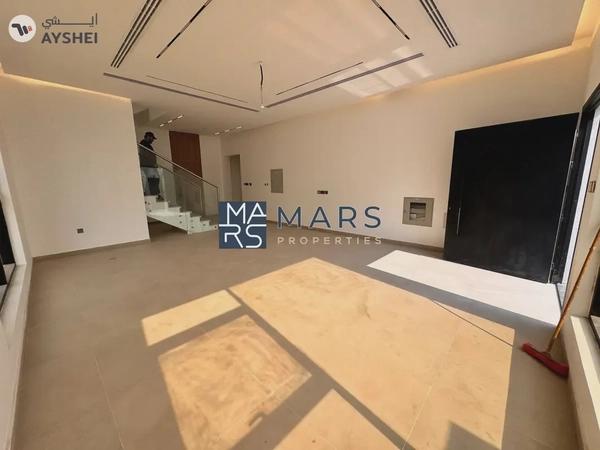 Spacious, Luxury, Brand New 4 Bedroom Stand Alone Villa with Close Kitchen