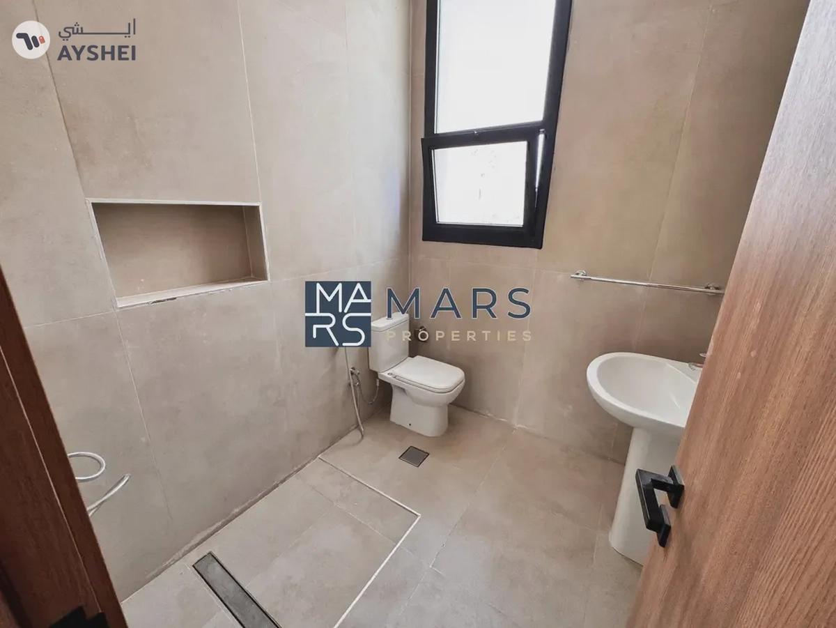 Spacious, Luxury, Brand New 4 Bedroom Stand Alone Villa with Close Kitchen-6-6