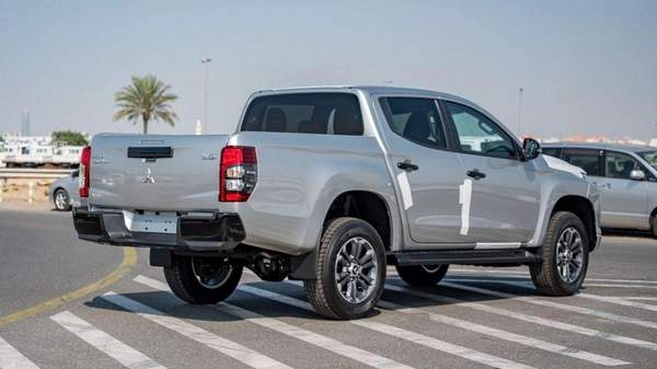 Mitsubishi L200 Mitsubishi L200 Sportero 2.4L Diesel 4x4 2025