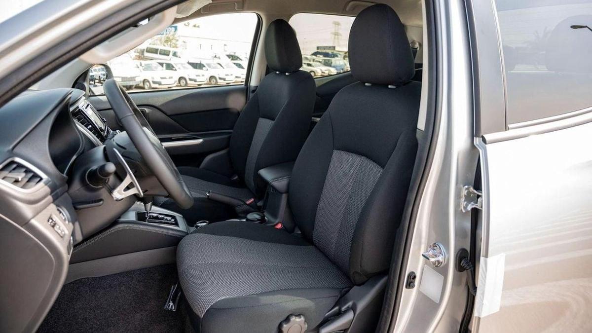 Mitsubishi L200 Mitsubishi L200 Sportero 2.4L Diesel 4x4 2025-10-10