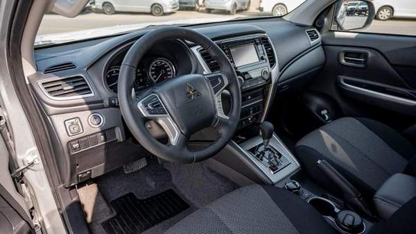 Mitsubishi L200 Mitsubishi L200 Sportero 2.4L Diesel 4x4 2025