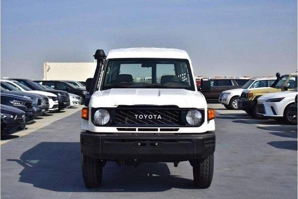 Toyota Land Cruiser 70 Toyota Land Cruiser Hard top LC78 4.2L Diesel V6 3doors 2024