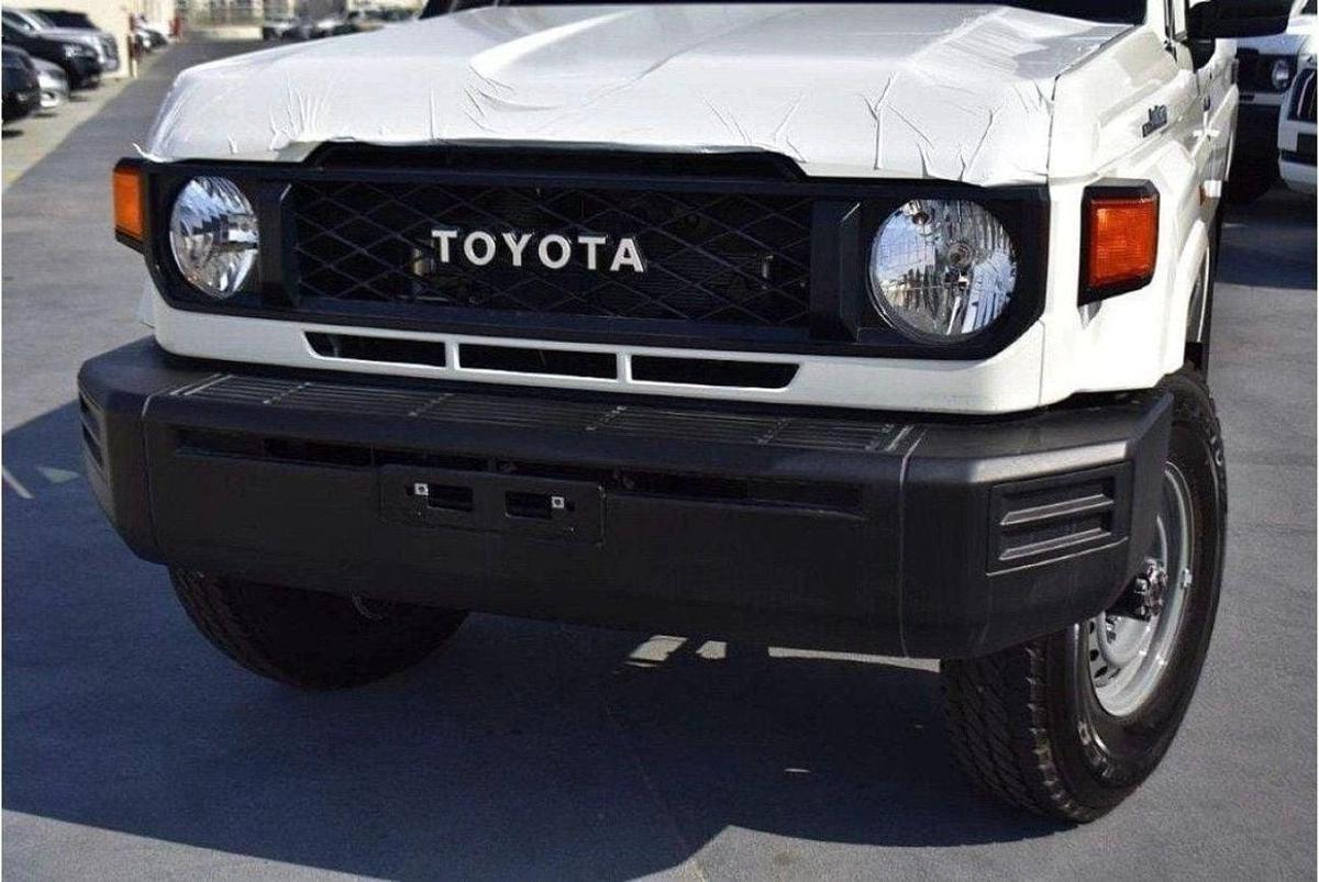 Toyota Land Cruiser 70 Toyota Land Cruiser Hard top LC78 4.2L Diesel V6 3doors 2024-4-4