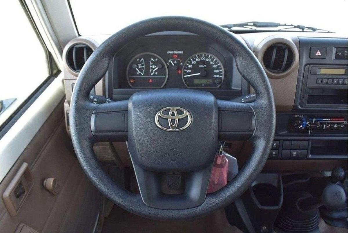 Toyota Land Cruiser 70 Toyota Land Cruiser Hard top LC78 4.2L Diesel V6 3doors 2024-6-6